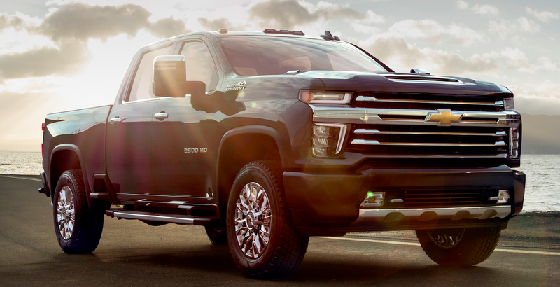 Illustration for article titled The 2020 Chevrolet Silverado HD High Country Fixes the Face (Kind Of)